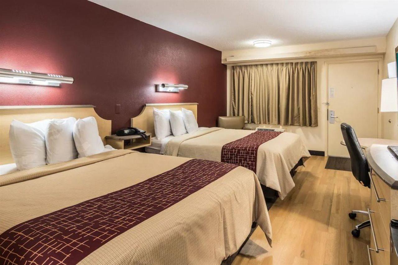 Red Roof Inn Detroit Metro Airport - Belleville Ngoại thất bức ảnh