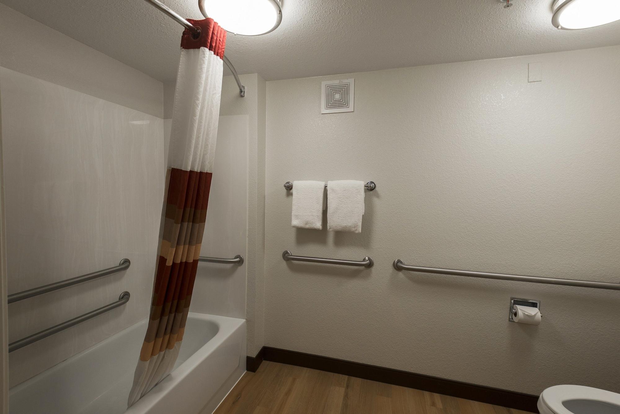 Red Roof Inn Detroit Metro Airport - Belleville Ngoại thất bức ảnh