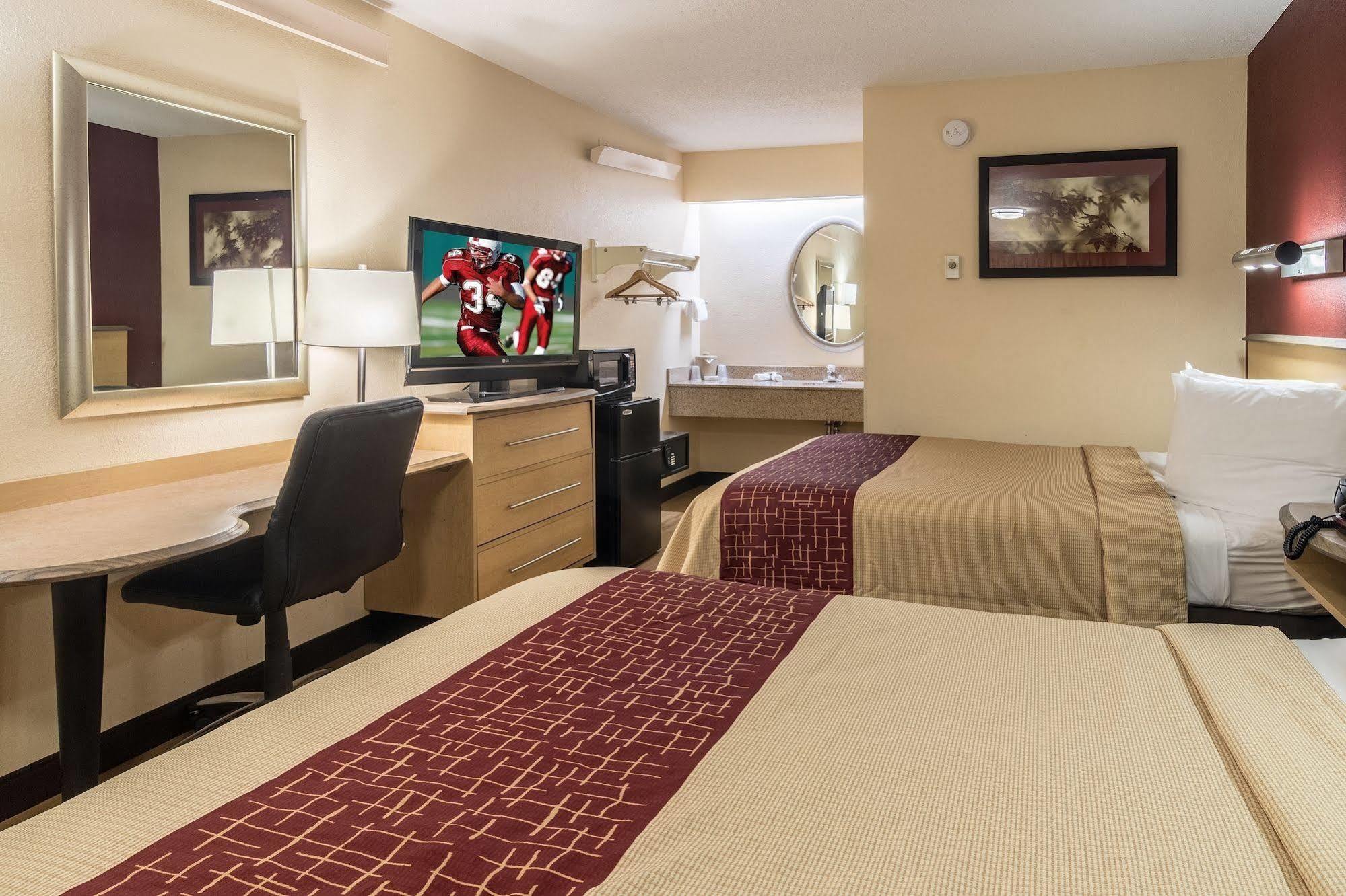 Red Roof Inn Detroit Metro Airport - Belleville Ngoại thất bức ảnh