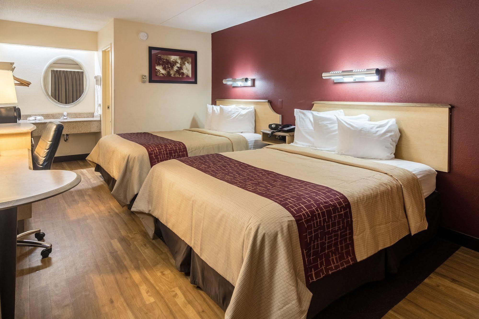 Red Roof Inn Detroit Metro Airport - Belleville Ngoại thất bức ảnh