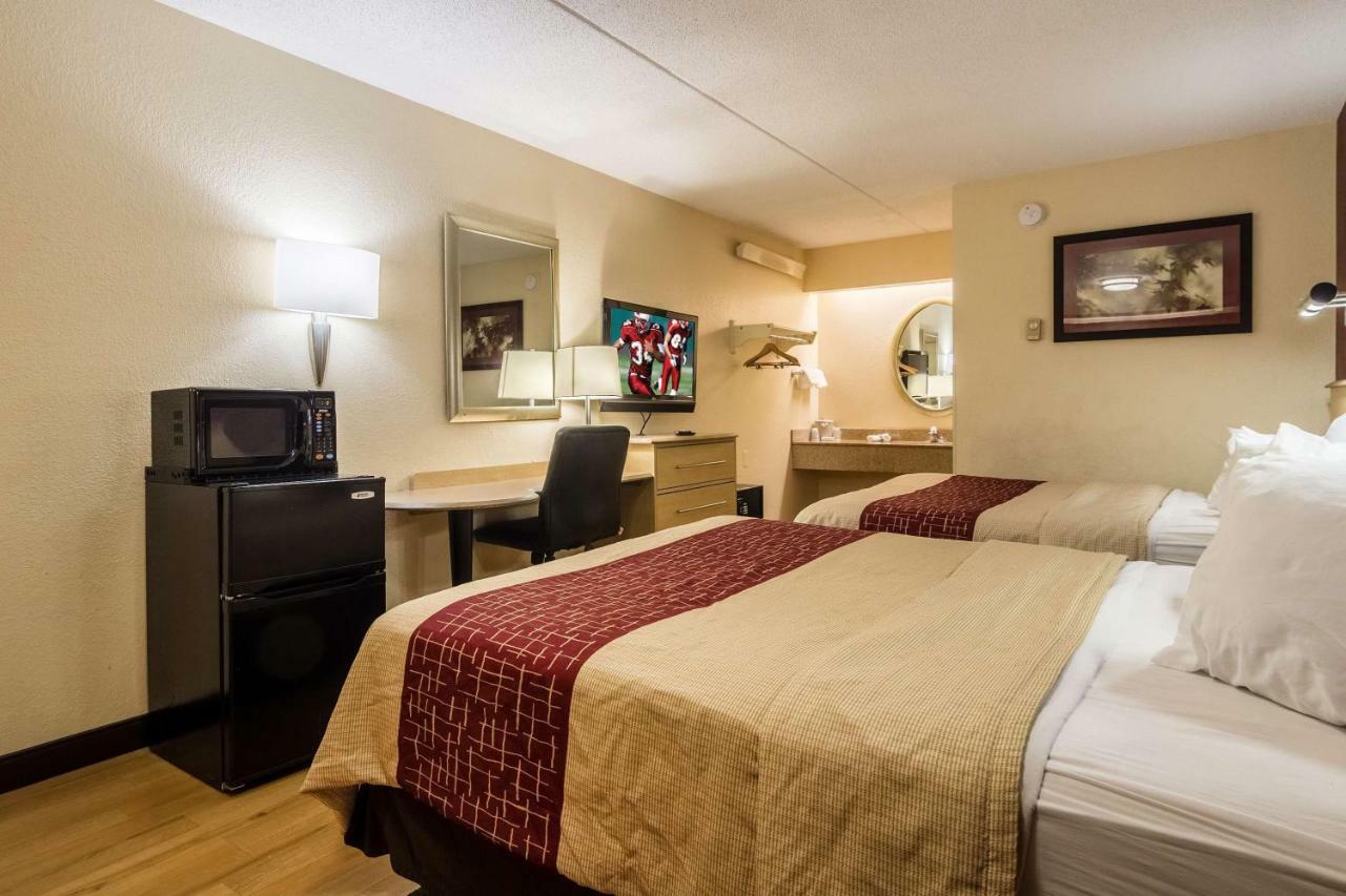 Red Roof Inn Detroit Metro Airport - Belleville Ngoại thất bức ảnh